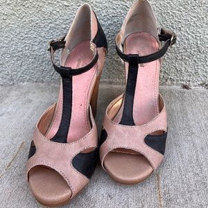 Seychelles Peep Toe Heels - Size 7